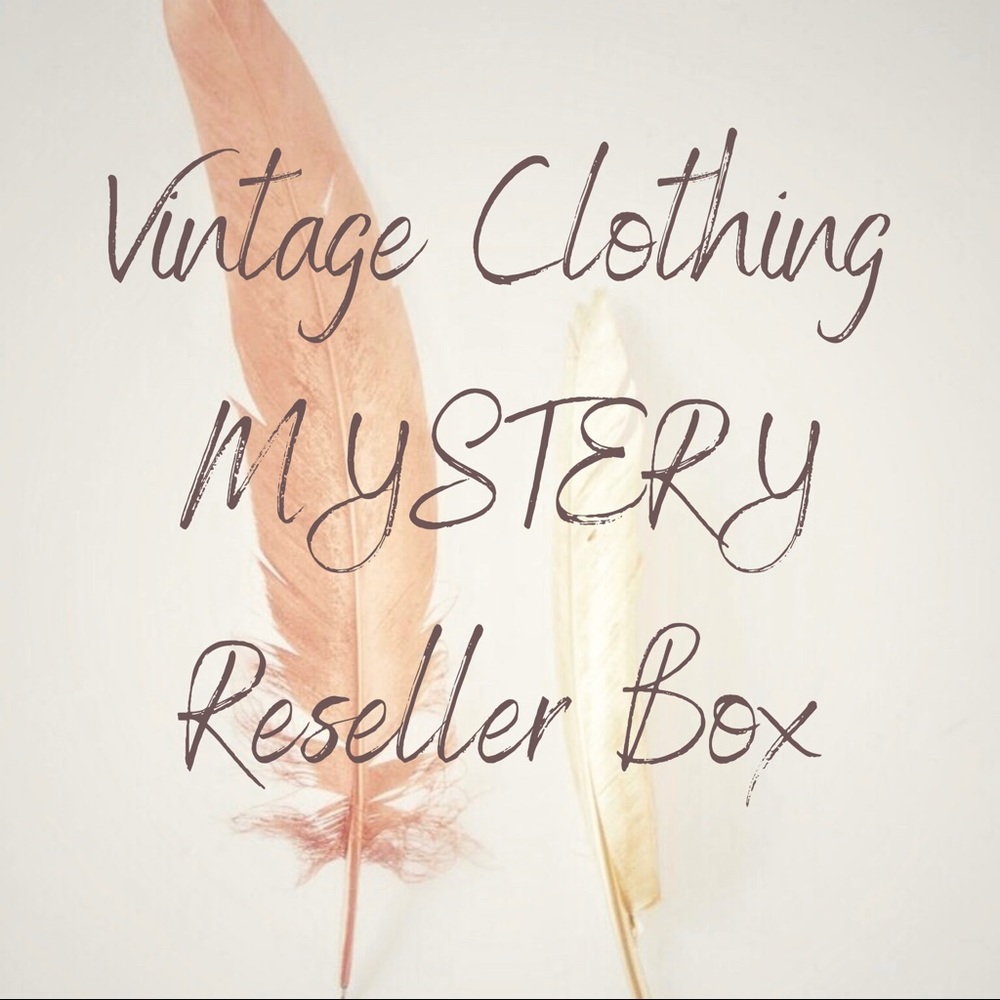 ☽ SALE Vintage Mystery Box ☽